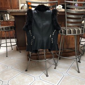 Cache Leather Vest with faux fur size 8